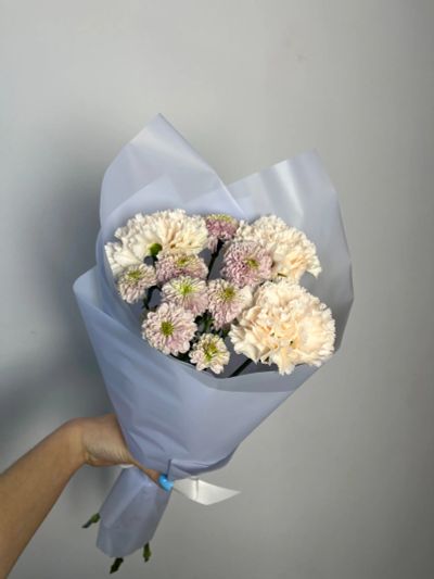 Лот: 24615465. Фото: 1. Букет-комплимент. Свежие цветы