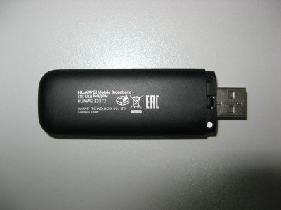 Лот: 9096580. Фото: 1. Usb модем Huawei E3372 4G билайн... Беспроводные модемы