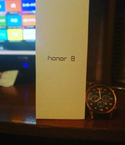 Лот: 9894119. Фото: 1. Huawei honor 8. Смартфоны