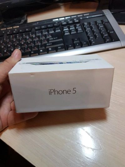 Лот: 14026145. Фото: 1. Продам коробку от iPhone 5 с рубля. Коробки, инструкции