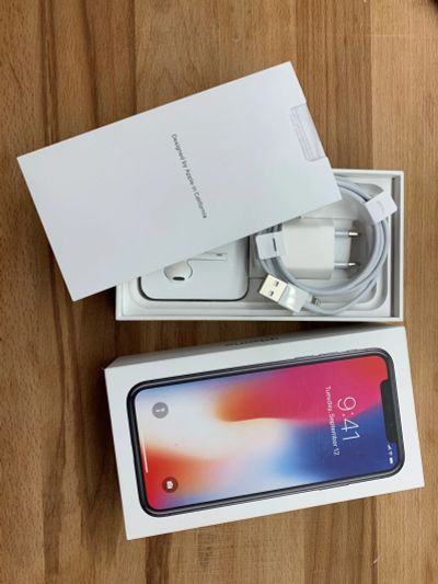 Лот: 15601978. Фото: 1. IPhone X 64gb. Смартфоны