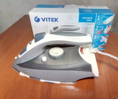 Лот: 17878701. Фото: 1. Утюг Vitek VT-1203 GY. Утюги, парогенераторы, отпариватели