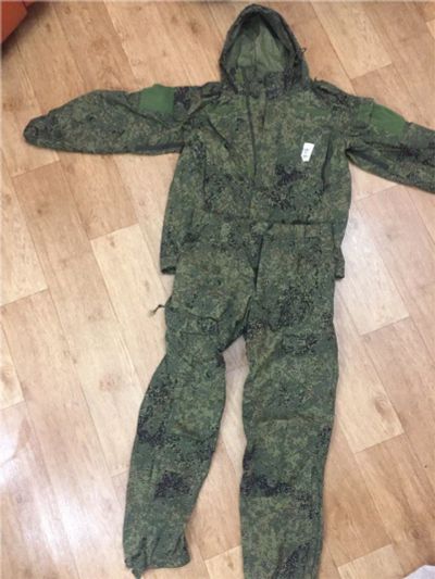 Лот: 10782146. Фото: 1. Демисезонный военный костюм. Костюмы классические, деловые