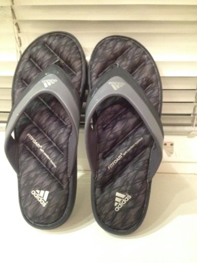 Лот: 7699142. Фото: 1. Сланцы Adidas. Шлепанцы, сланцы