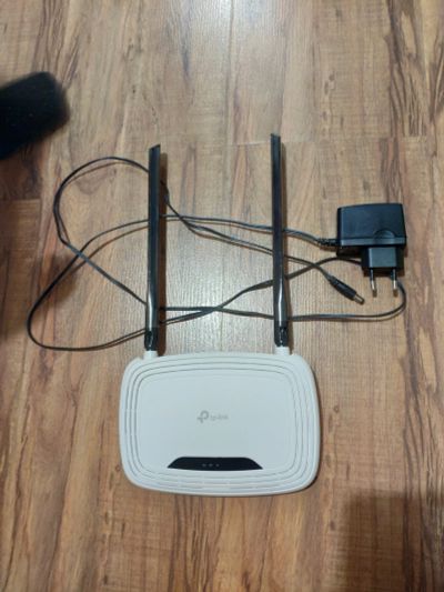 Лот: 16865730. Фото: 1. Роутер TP-link WR841N. Маршрутизаторы (роутеры)