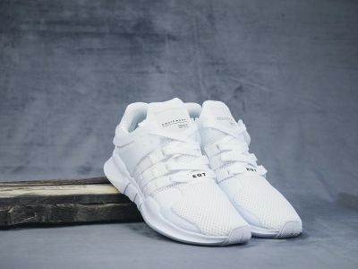 Лот: 13447853. Фото: 1. Кроссовки Adidas EQT 93 white. Кеды, кроссовки, слипоны