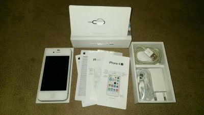 Лот: 6515275. Фото: 1. Iphone 4s 8Gb РСТ Отличное состояние. Смартфоны