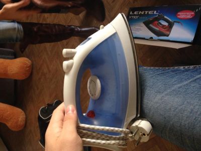 Лот: 6081225. Фото: 1. Утюг tefal. Утюги, парогенераторы, отпариватели