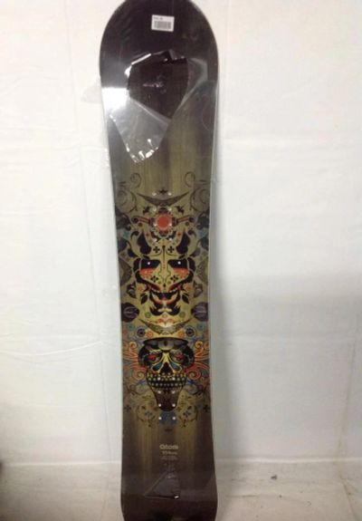 Лот: 4958446. Фото: 1. Сноуборд Atom,167 см. Сноуборды