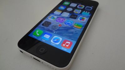 Лот: 7577164. Фото: 1. Iphone 5c 16gb. Смартфоны