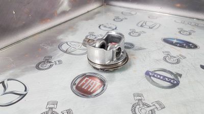 Лот: 23587574. Фото: 1. Поршень Honda Accord K24Z3 13010-RL5-A00. Двигатель и элементы двигателя
