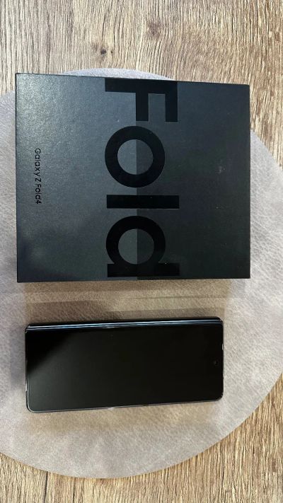 Лот: 20745015. Фото: 1. Samsung Galaxy Z Fold 4 12/256Gb. Смартфоны
