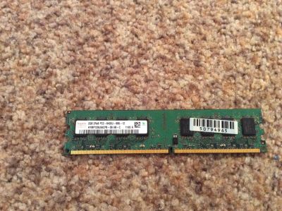 Лот: 6992410. Фото: 1. Hynix 2 gb 6400 ddr 2 + Kingston... Оперативная память