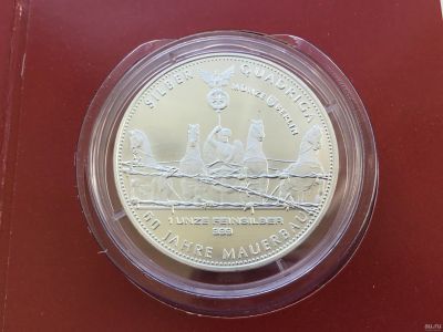 Лот: 18200433. Фото: 1. Германия 1 унция 2021 60 лет падения... Германия и Австрия