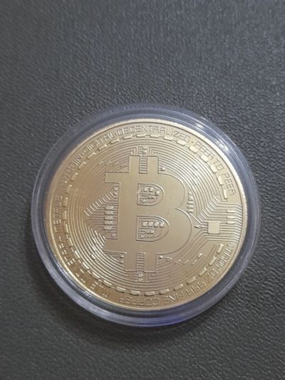 Лот: 25353861. Фото: 1. Монета биткоин. Другое (монеты)