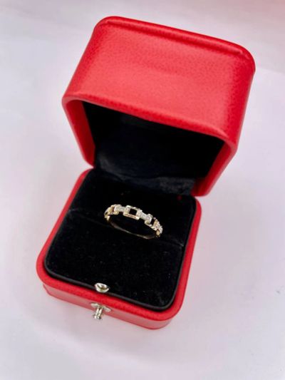 Лот: 19471964. Фото: 1. золотое кольцо с камнями 585пр... Кольца, перстни