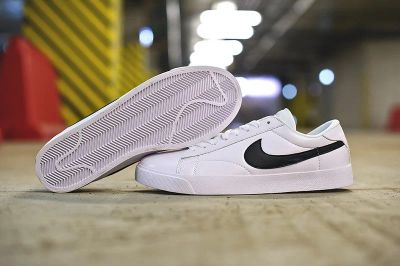 Лот: 7287540. Фото: 1. nike Tennis classic ac (4322). Кеды, кроссовки, слипоны