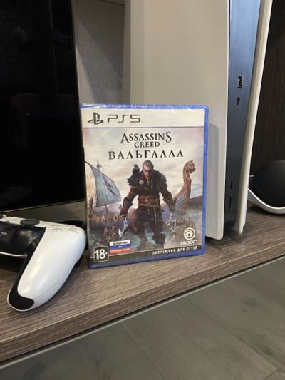 Лот: 17235959. Фото: 1. Assassin’s Creed Valhalla PS5... Игры для консолей