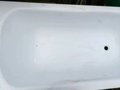 Лот: 9423615. Фото: 1. Ванна из новостройки,есть дефект... Ванны и комплектующие