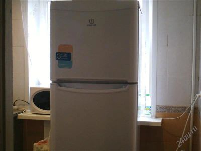 Лот: 1741626. Фото: 1. Холодильник Indesit. Холодильники, морозильные камеры