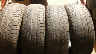 Лот: 12579754. Фото: 1. Шины Michelin R 15 195/65 4 шт. Шины