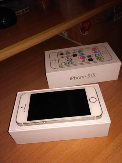 Лот: 15275328. Фото: 1. iphone 5s. Смартфоны