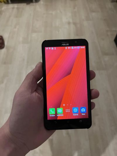 Лот: 18949300. Фото: 1. ASUS ZenFone Go TV G550KL 16GB. Смартфоны