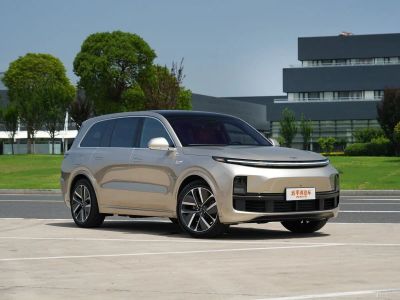 Лот: 25169905. Фото: 1. Внедорожник LiXiang L9 2025. Автомобили