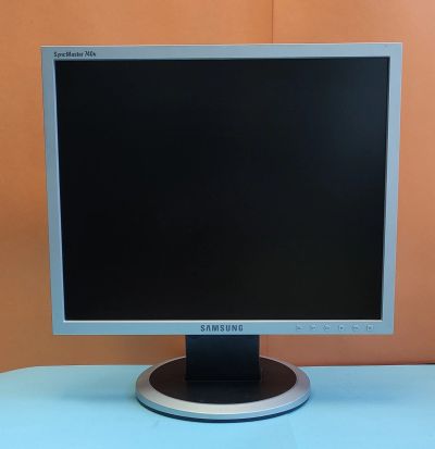 Лот: 16936543. Фото: 1. Монитор Samsung 740N Диагональ... ЖК-мониторы