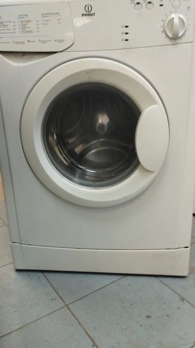 Лот: 25508010. Фото: 1. Стиральная машина Indesit WISA... Запчасти для остальной бытовой техники