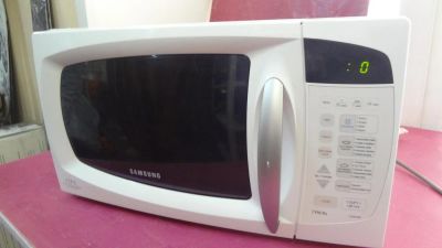 Лот: 11137371. Фото: 1. Микроволновая печь Samsung CE283DNR... Микроволновки, мини-печи