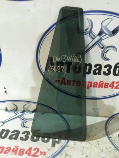 Лот: 21719243. Фото: 1. форточка двери Mazda Demio DW3W. Двигатель и элементы двигателя