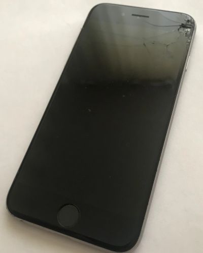 Лот: 11632086. Фото: 1. Смартфон Apple iPhone 6 16GB. Смартфоны