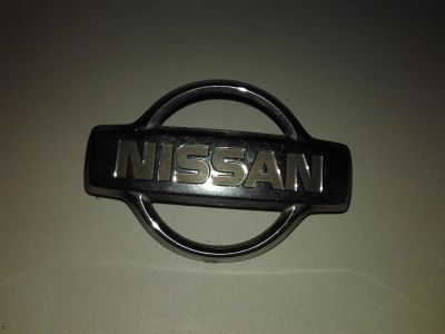 Лот: 10062450. Фото: 1. Эмблема nissan с решетки радиатора... Кузов