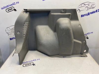 Лот: 21710756. Фото: 1. обшивка багажника Mazda Demio... Двигатель и элементы двигателя