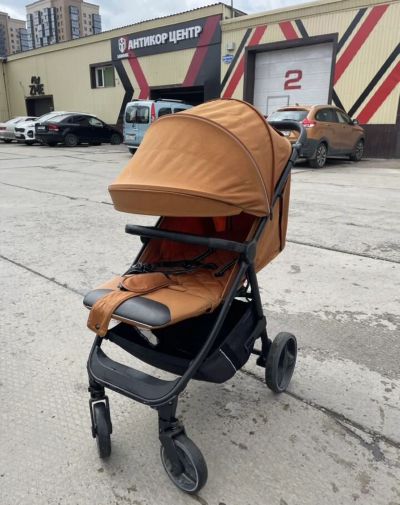 Лот: 25737897. Фото: 1. Прогулочная коляска carrello bravo. Коляски