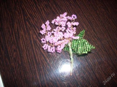 Лот: 1810775. Фото: 1. Ветка сирени из бисера - брошь. Бижутерия ручной работы