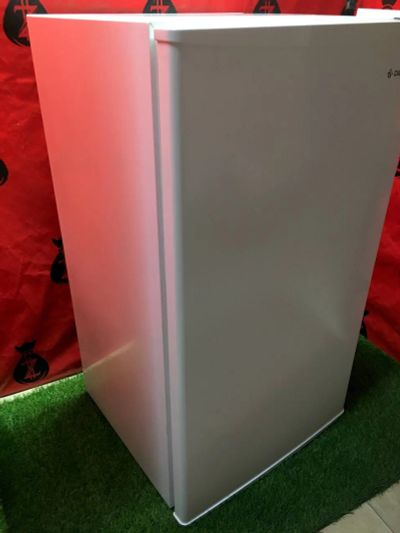 Лот: 19663610. Фото: 1. Холодильник компактный DEXP (яс... Холодильники, морозильные камеры