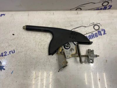 Лот: 21715027. Фото: 1. ручка ручника Honda Civic Ferio... Двигатель и элементы двигателя