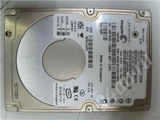 Лот: 220096. Фото: 1. Seagate Momentus 40Гб IDE. Жёсткие диски (HDD)