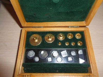 Лот: 3063313. Фото: 1. Гири. Другое (антиквариат)