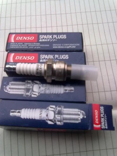 Лот: 3342338. Фото: 1. Свечи зажигания Denso W16EX-U11... Электрооборудование