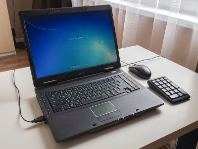 Лот: 4376151. Фото: 1. С рубля — ноутбук Acer Extense... Ноутбуки