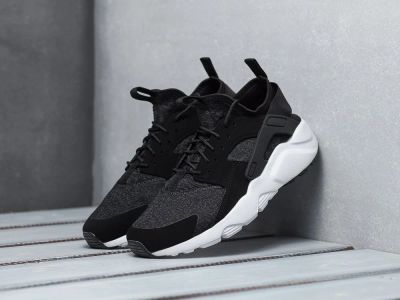 Лот: 17093693. Фото: 1. Кроссовки Nike Air Huarache Ultra... Кеды, кроссовки, слипоны