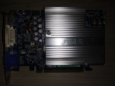 Лот: 16305904. Фото: 1. PCI-E Asus EN7300GT Silent/HTD... Видеокарты