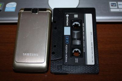 Лот: 6377078. Фото: 1. Samsung S3600i Gold. Оригинал... Кнопочные мобильные телефоны