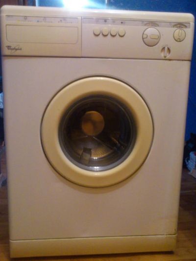 Лот: 3901197. Фото: 1. Стиральная машина Whirlpool. Стиральные машины