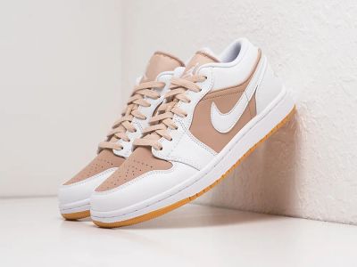 Лот: 18916573. Фото: 1. Кроссовки Nike Air Jordan 1 Low. Кеды, кроссовки, слипоны
