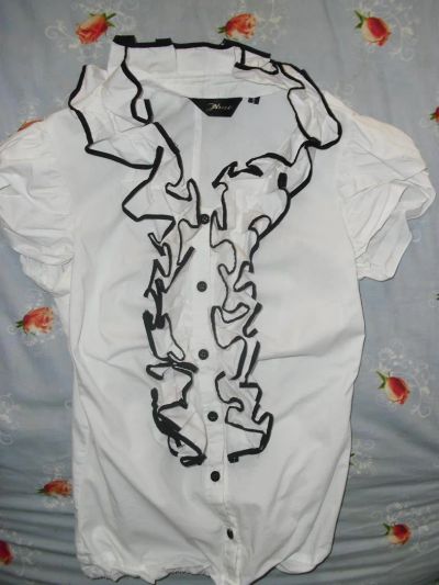 Лот: 3904157. Фото: 1. Блузка с шикарным воротником... Блузы, рубашки, водолазки