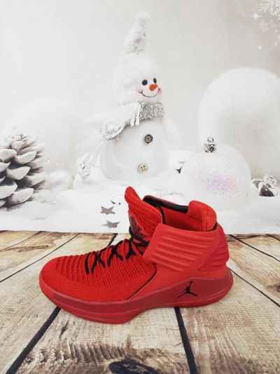 Лот: 10778730. Фото: 1. Баскетбольные кроссовки Nike air... Кеды, кроссовки, слипоны